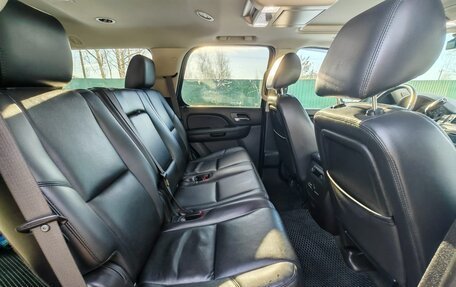 Chevrolet Tahoe III, 2013 год, 2 399 000 рублей, 10 фотография