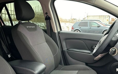 Renault Logan II, 2020 год, 2 520 000 рублей, 9 фотография