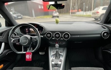 Audi TT, 2019 год, 4 950 000 рублей, 17 фотография