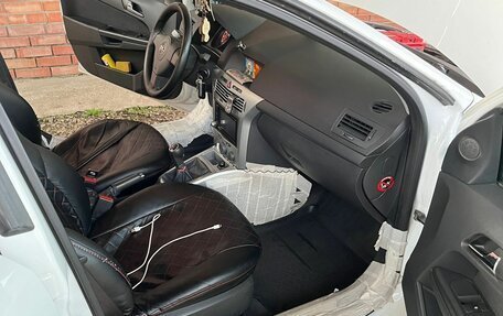 Opel Astra H, 2014 год, 825 000 рублей, 2 фотография