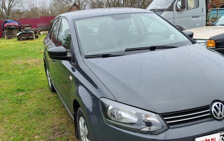 Volkswagen Polo VI (EU Market), 2011 год, 900 000 рублей, 3 фотография