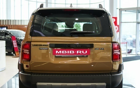 Toyota Land Cruiser Prado, 2024 год, 10 700 000 рублей, 3 фотография