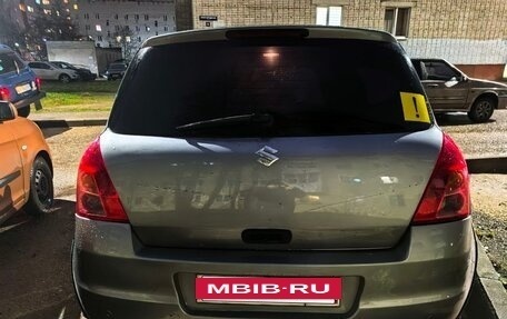 Suzuki Swift III, 2005 год, 355 000 рублей, 3 фотография