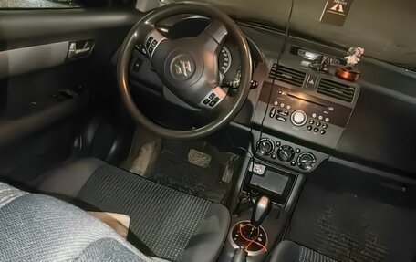 Suzuki Swift III, 2005 год, 355 000 рублей, 6 фотография