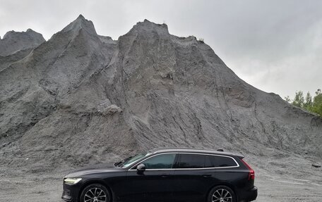 Volvo V60 II, 2019 год, 2 800 000 рублей, 3 фотография