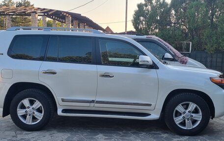 Toyota Land Cruiser 200, 2014 год, 4 550 000 рублей, 5 фотография