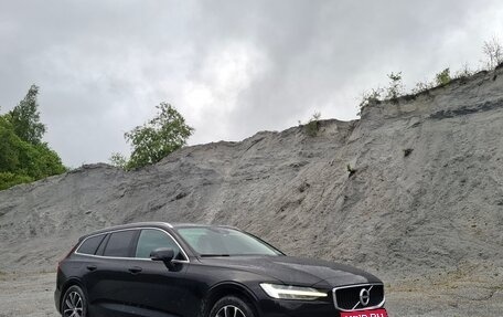 Volvo V60 II, 2019 год, 2 800 000 рублей, 2 фотография