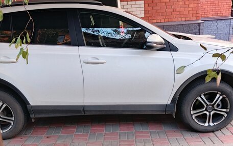 Toyota RAV4, 2017 год, 2 350 000 рублей, 3 фотография