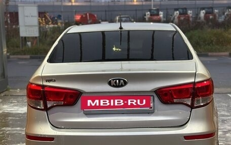 KIA Rio III рестайлинг, 2015 год, 900 000 рублей, 3 фотография