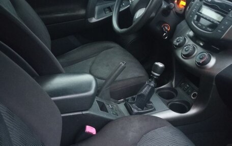 Toyota RAV4, 2011 год, 1 300 000 рублей, 9 фотография