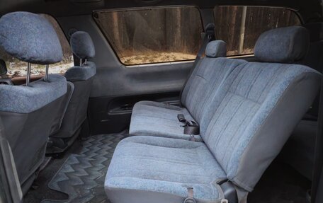 Toyota Estima III рестайлинг -2, 1995 год, 320 000 рублей, 4 фотография