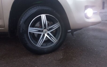 Toyota RAV4, 2011 год, 1 300 000 рублей, 13 фотография