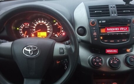 Toyota RAV4, 2011 год, 1 300 000 рублей, 8 фотография