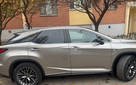 Lexus RX IV рестайлинг, 2017 год, 3 700 000 рублей, 4 фотография