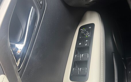Lexus RX IV рестайлинг, 2017 год, 3 700 000 рублей, 8 фотография