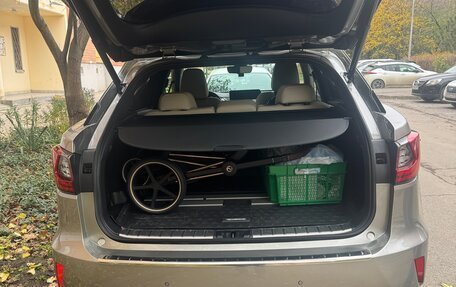 Lexus RX IV рестайлинг, 2017 год, 3 700 000 рублей, 6 фотография