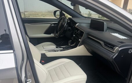 Lexus RX IV рестайлинг, 2017 год, 3 700 000 рублей, 13 фотография