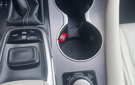 Lexus RX IV рестайлинг, 2017 год, 3 700 000 рублей, 15 фотография