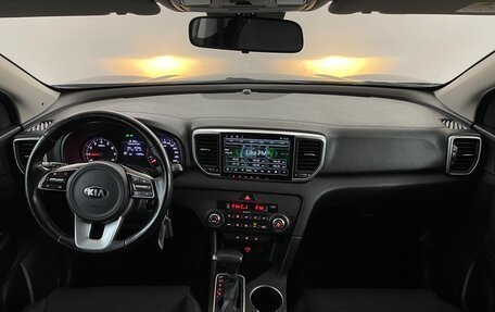 KIA Sportage IV рестайлинг, 2018 год, 2 190 000 рублей, 5 фотография