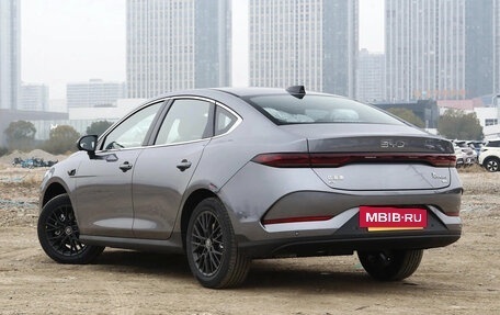 BYD Qin, 2025 год, 2 648 086 рублей, 5 фотография