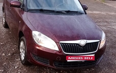Skoda Fabia II, 2010 год, 299 000 рублей, 4 фотография