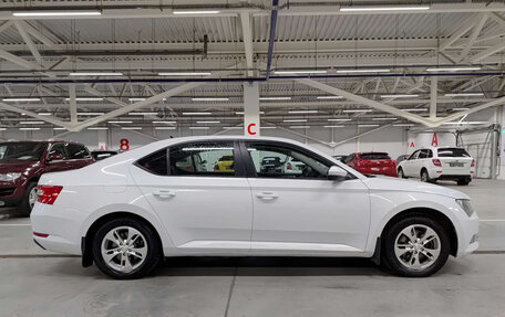 Skoda Superb III рестайлинг, 2016 год, 1 670 000 рублей, 5 фотография