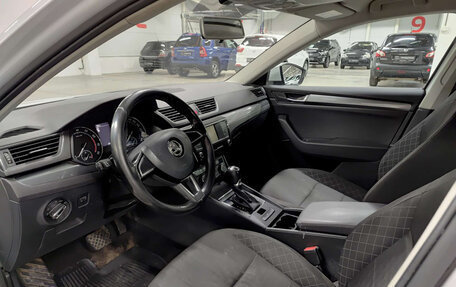 Skoda Superb III рестайлинг, 2016 год, 1 670 000 рублей, 20 фотография