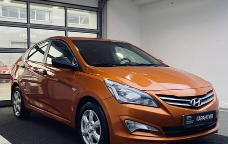 Hyundai Solaris II рестайлинг, 2015 год, 799 000 рублей, 3 фотография