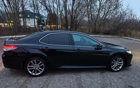 Toyota Camry, 2021 год, 3 100 000 рублей, 1 фотография