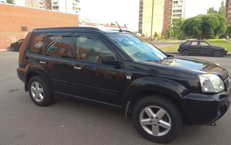 Nissan X-Trail, 2005 год, 680 000 рублей, 2 фотография