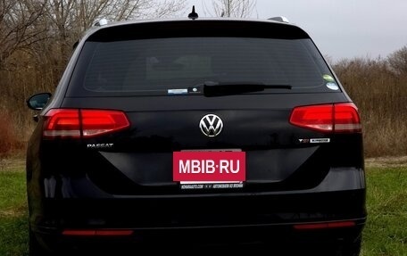 Volkswagen Passat B8 рестайлинг, 2015 год, 1 600 000 рублей, 5 фотография