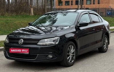 Volkswagen Jetta VI, 2013 год, 915 000 рублей, 1 фотография