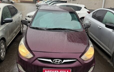 Hyundai Solaris II рестайлинг, 2012 год, 480 000 рублей, 1 фотография