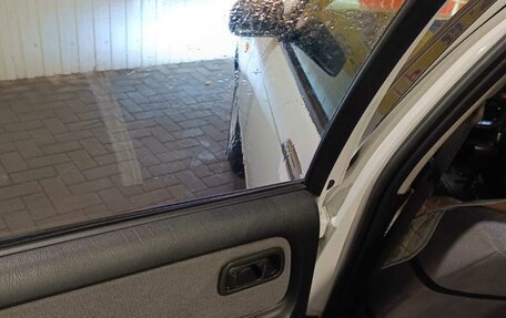 Nissan Bluebird XI, 1998 год, 240 000 рублей, 15 фотография