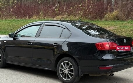 Volkswagen Jetta VI, 2013 год, 915 000 рублей, 8 фотография