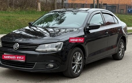 Volkswagen Jetta VI, 2013 год, 915 000 рублей, 11 фотография