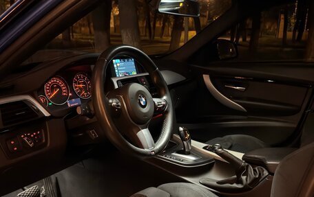 BMW 3 серия, 2018 год, 3 500 000 рублей, 21 фотография