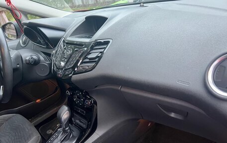 Ford Fiesta, 2016 год, 850 000 рублей, 6 фотография