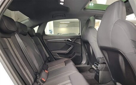 Audi A3, 2022 год, 2 200 000 рублей, 14 фотография