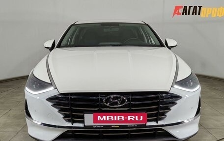 Hyundai Sonata VIII, 2020 год, 2 030 000 рублей, 2 фотография