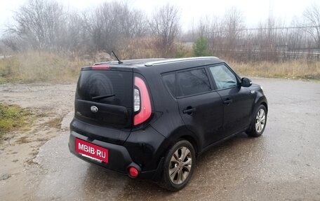 KIA Soul II рестайлинг, 2015 год, 1 000 000 рублей, 9 фотография