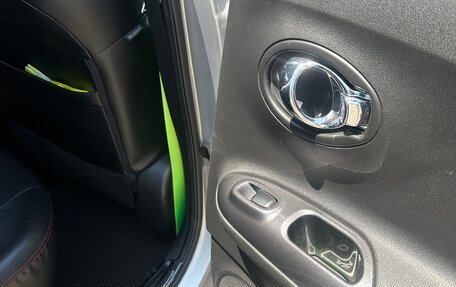 Nissan Juke II, 2011 год, 1 000 000 рублей, 25 фотография