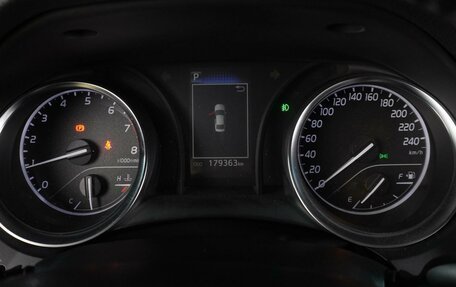 Toyota Camry, 2018 год, 2 349 000 рублей, 22 фотография