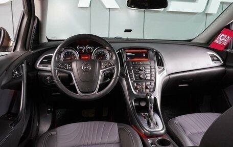 Opel Astra J, 2014 год, 999 000 рублей, 6 фотография