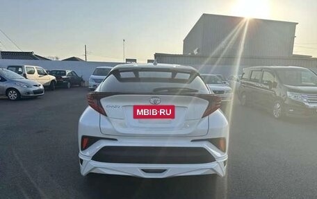 Toyota C-HR I рестайлинг, 2019 год, 1 484 000 рублей, 5 фотография