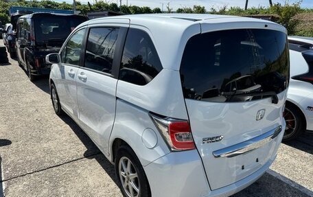 Honda Freed I, 2014 год, 770 000 рублей, 5 фотография