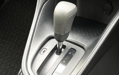 Toyota Yaris, 2020 год, 734 555 рублей, 19 фотография