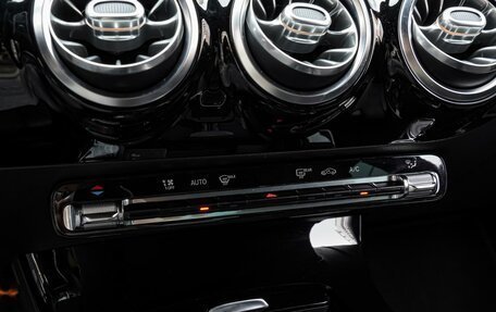 Mercedes-Benz CLA, 2020 год, 3 250 000 рублей, 14 фотография