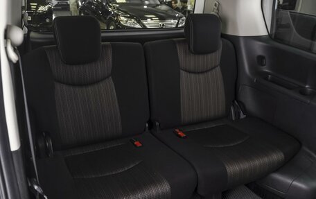 Nissan Serena IV, 2016 год, 1 696 000 рублей, 12 фотография