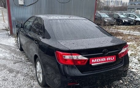 Toyota Camry, 2013 год, 1 700 000 рублей, 3 фотография